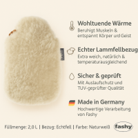 Fashy Wärmflasche 2 L mit echtem Lammfellbezug – luxuriöse Premium-Wärmflasche aus Thermoplast, abnehmbar & langlebig